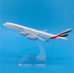 AIRBUS 340 EMIRATES